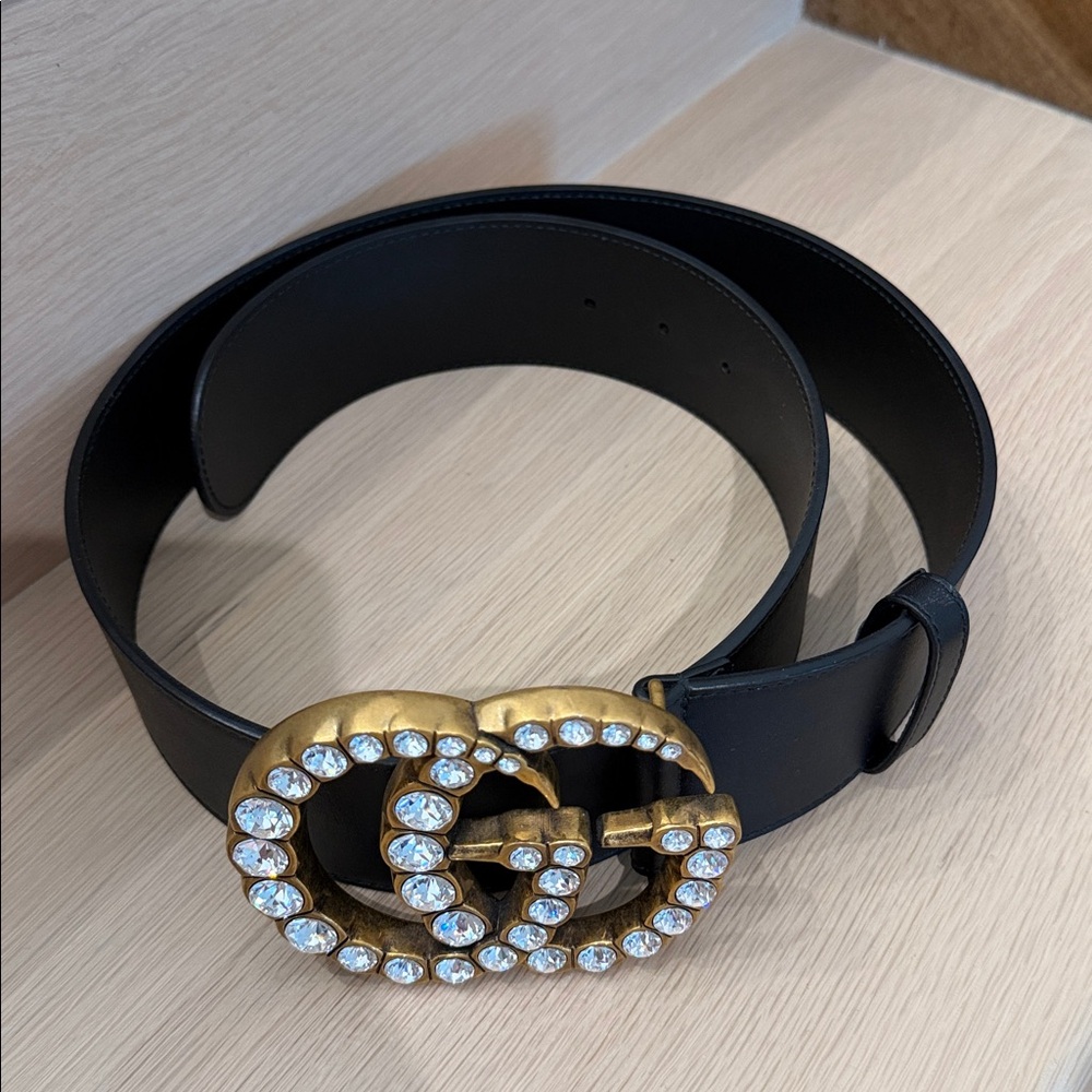 GUCCI Wide Black Belt with Gold Crystal GG Buckle - Picture 3 of 4